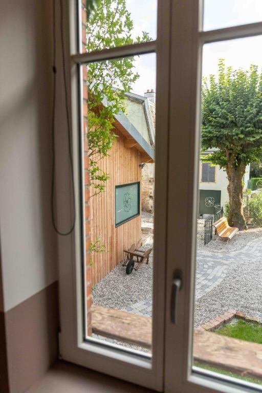 Bed and Breakfast Le Parc Du Magnolia Montbéliard Exterior foto